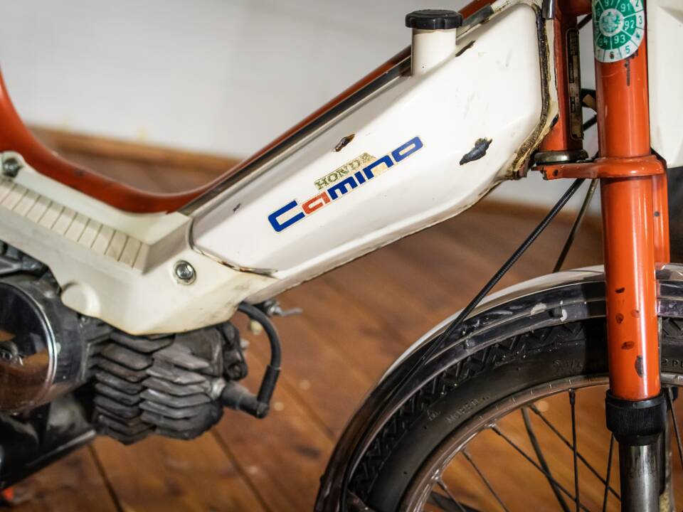 Bild 4/11 von Honda Camino (1900)