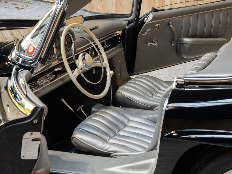 Bild 55/81 von Mercedes-Benz 300 SL Roadster (1959)
