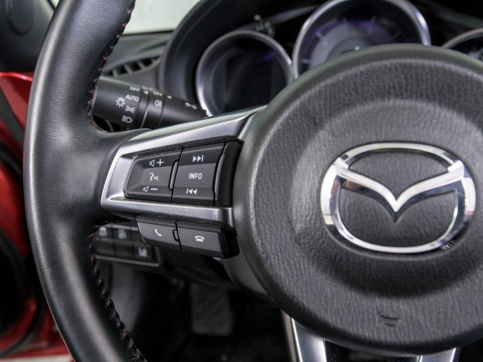 Image 21/50 of Mazda MX-5 1.5 (2015)