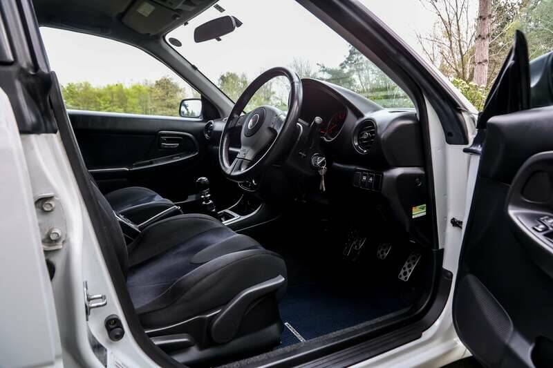 Image 17/32 of Subaru Impreza WRX STi (2003)