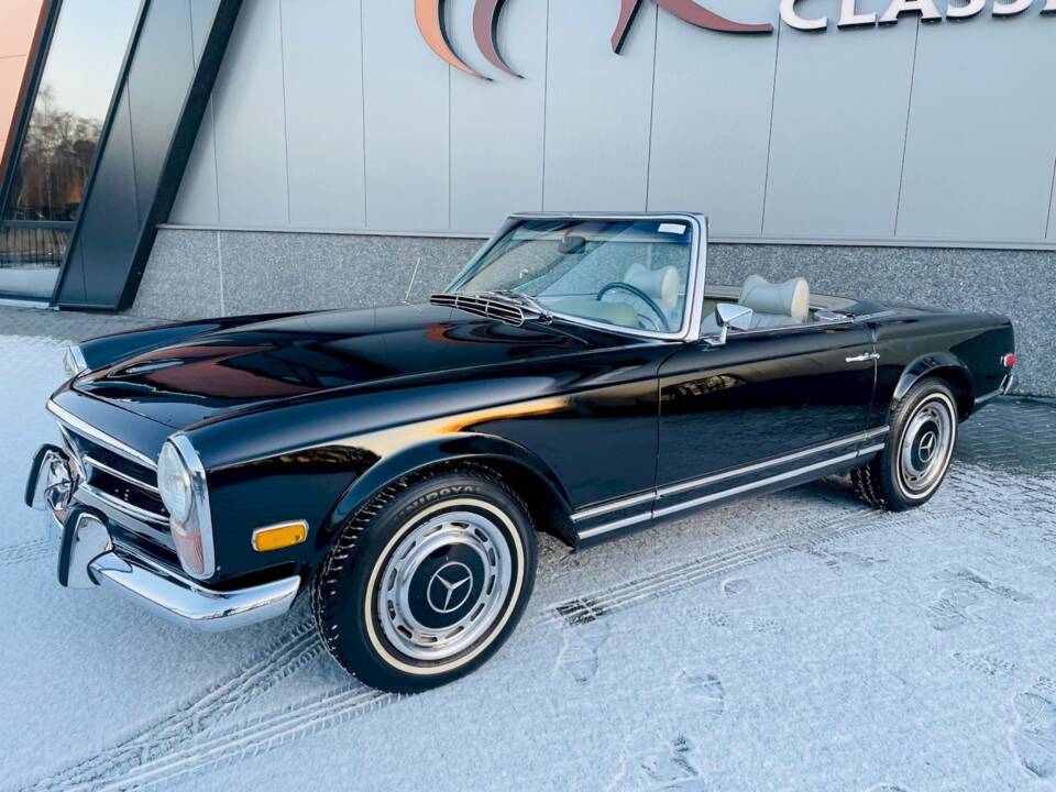 Image 3/34 of Mercedes-Benz 280 SL (1970)