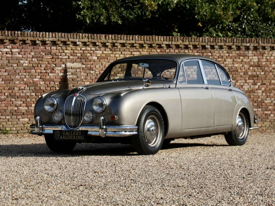 Bild 9/50 von Jaguar Mk II 3.4 (1966)
