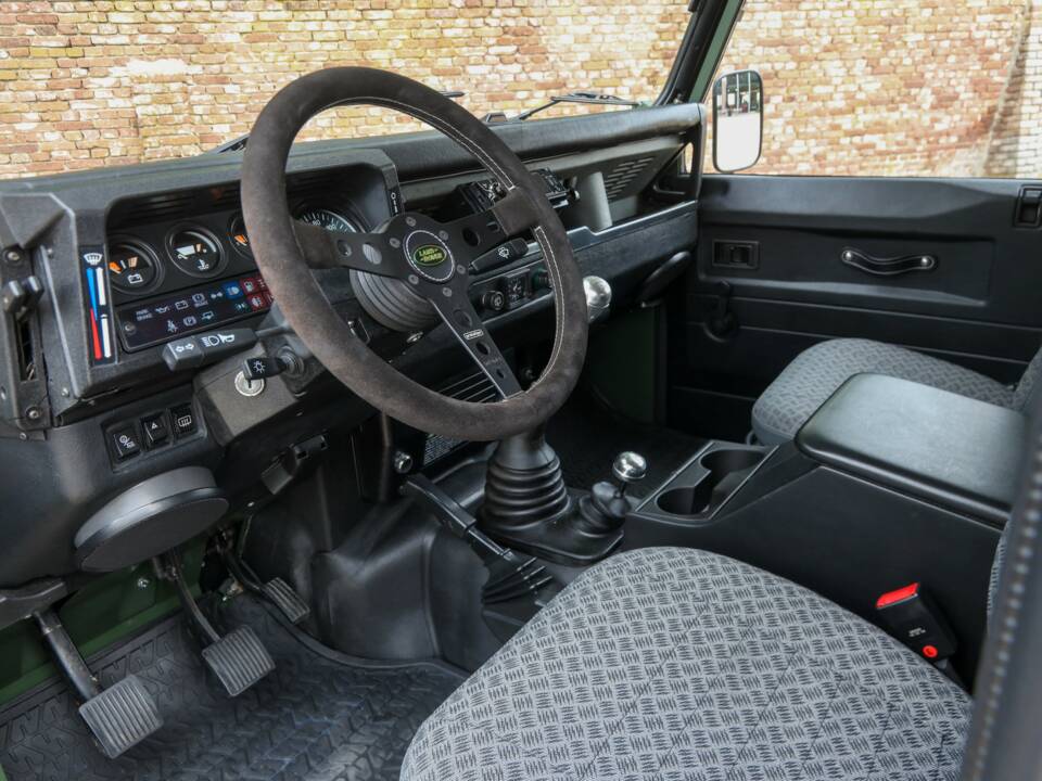 Immagine 10/50 di Land Rover 90 (1990)