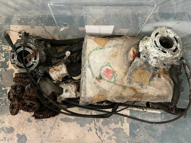 Image 13/13 de Honda DUMMY (1992)