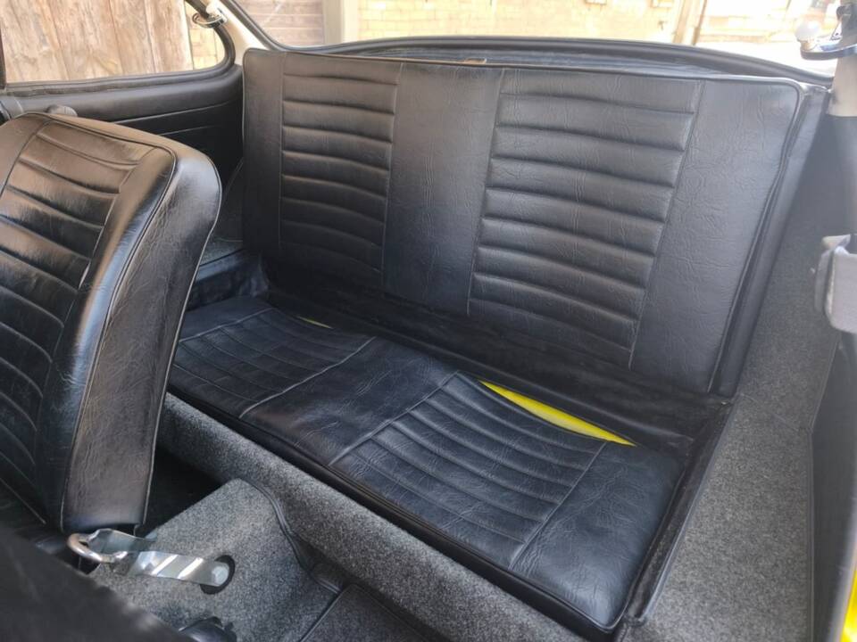 Image 8/21 of Volkswagen Karmann Ghia 1600 (1972)