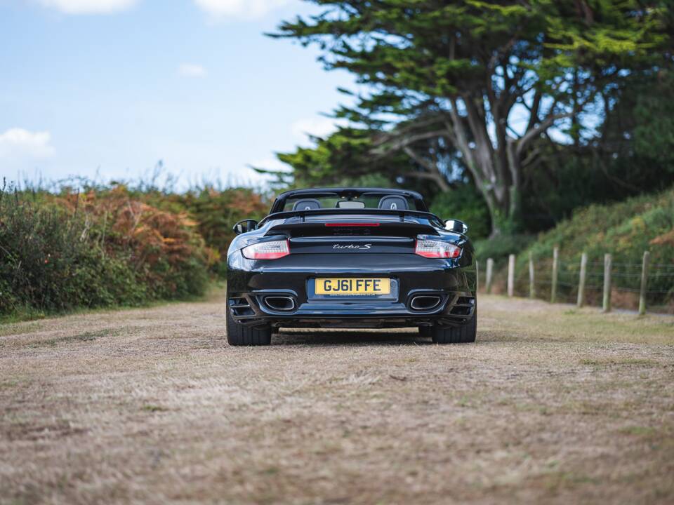 Bild 10/50 von Porsche 911 Turbo S (2011)