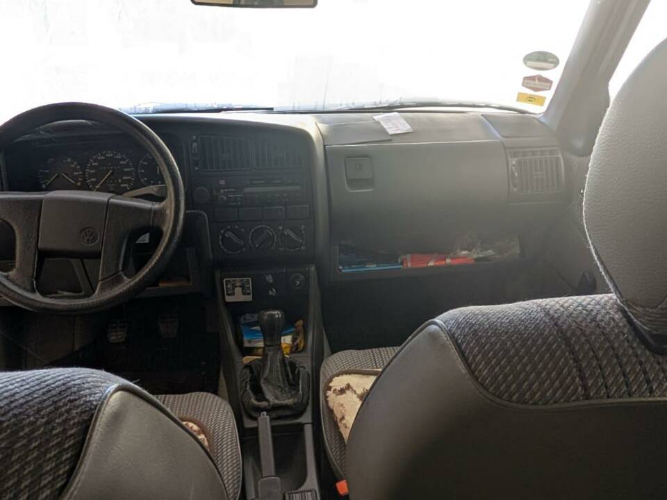 Image 9/10 of Volkswagen Passat Variant 1.8 (1991)