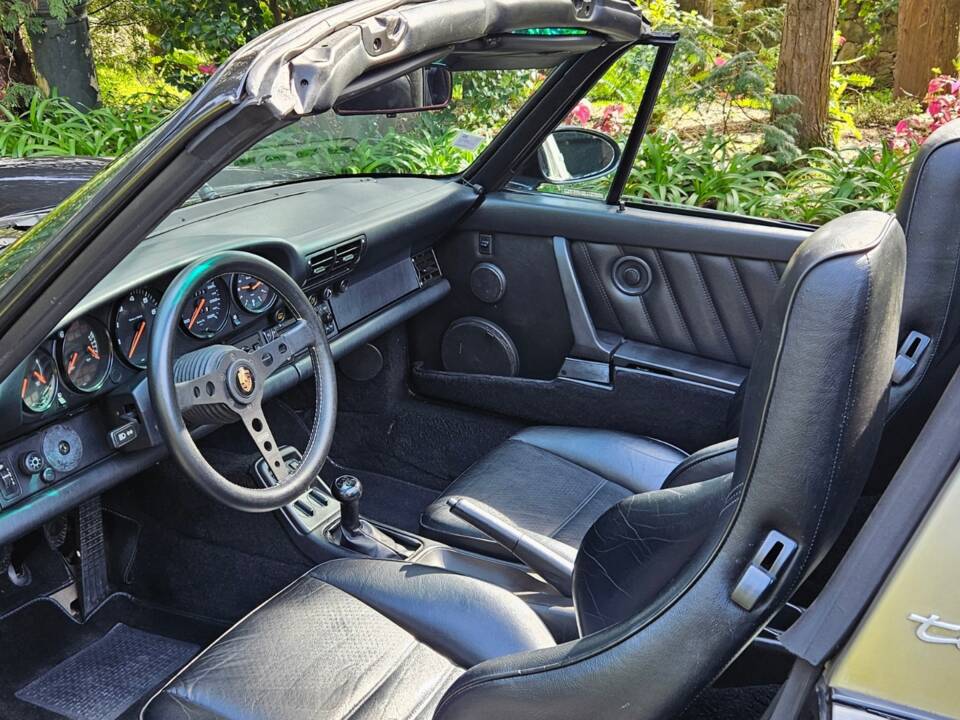 Bild 6/16 von Porsche 911 Carrera 4 (1990)