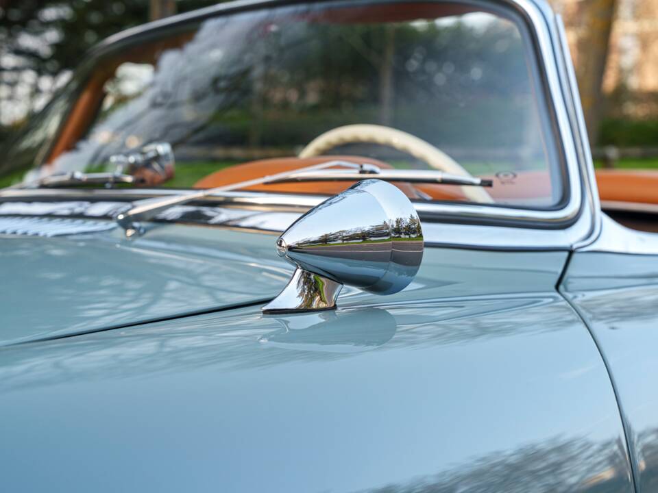 Image 14/33 de Mercedes-Benz 300 SL Roadster (1957)