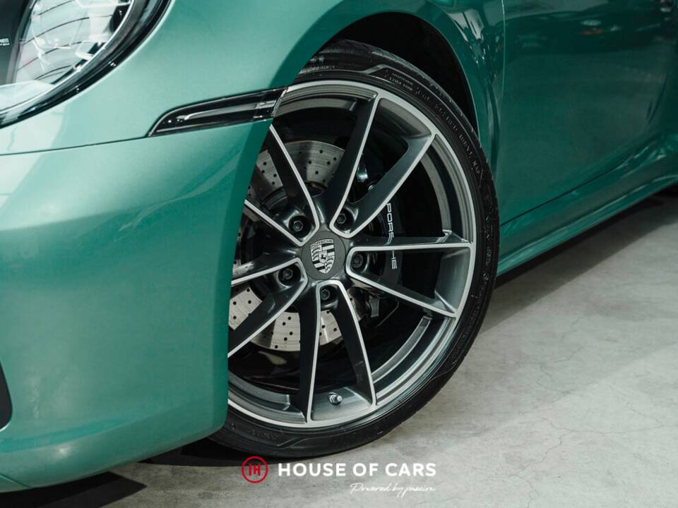 Image 11/24 of Porsche 911 Carrera 4S (2023)