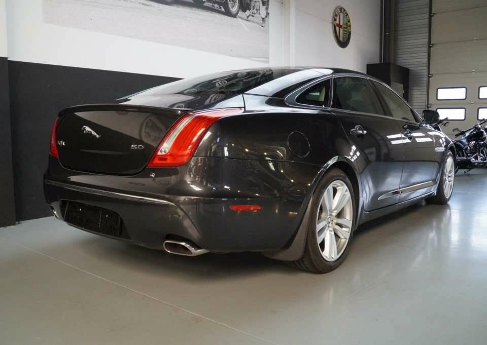 Imagen 4/32 de Jaguar XJ 5.0 (2011)