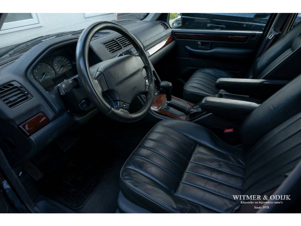 Bild 3/28 von Land Rover Range Rover 4.6 HSE (2000)