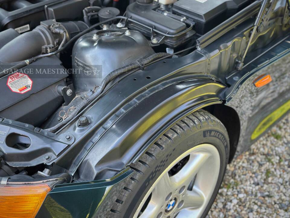 Immagine 52/93 di BMW Z3 2.2i (2002)