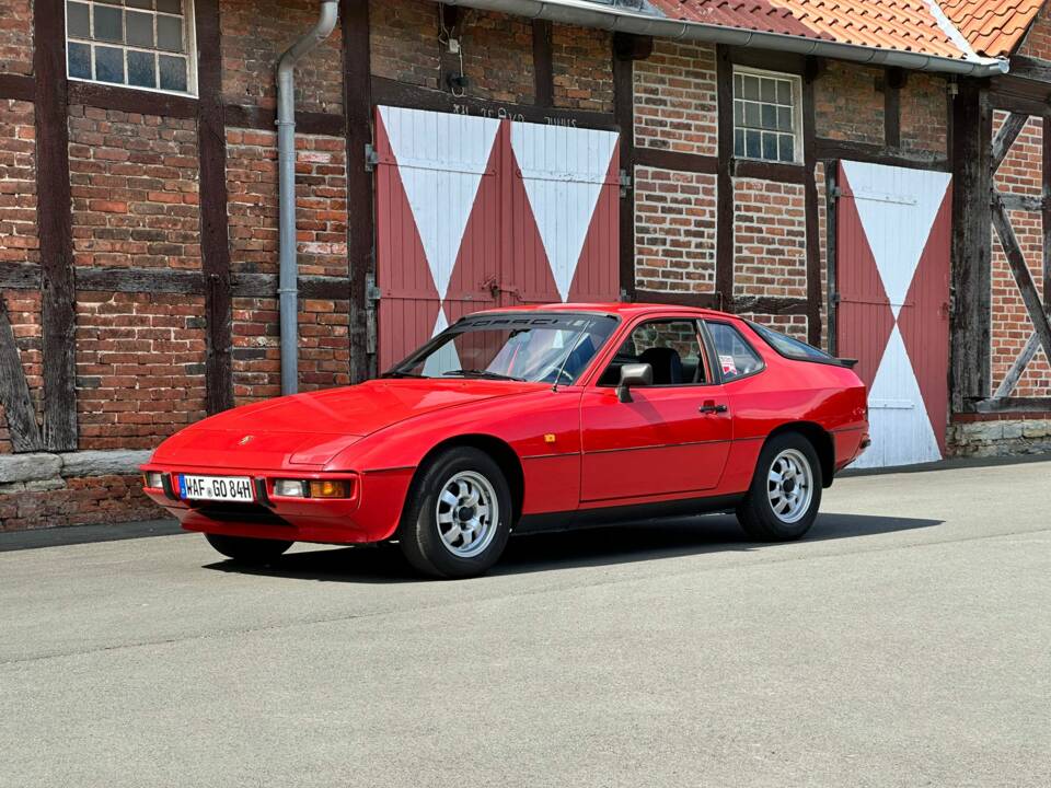 Image 1/42 de Porsche 924 (1984)