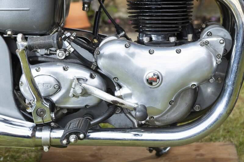 Immagine 7/34 di Norton Dominator 99 (1956)