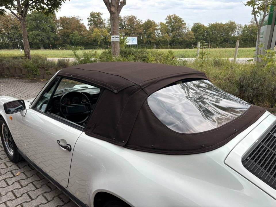 Bild 23/37 von Porsche 911 Carrera 3.2 (1985)