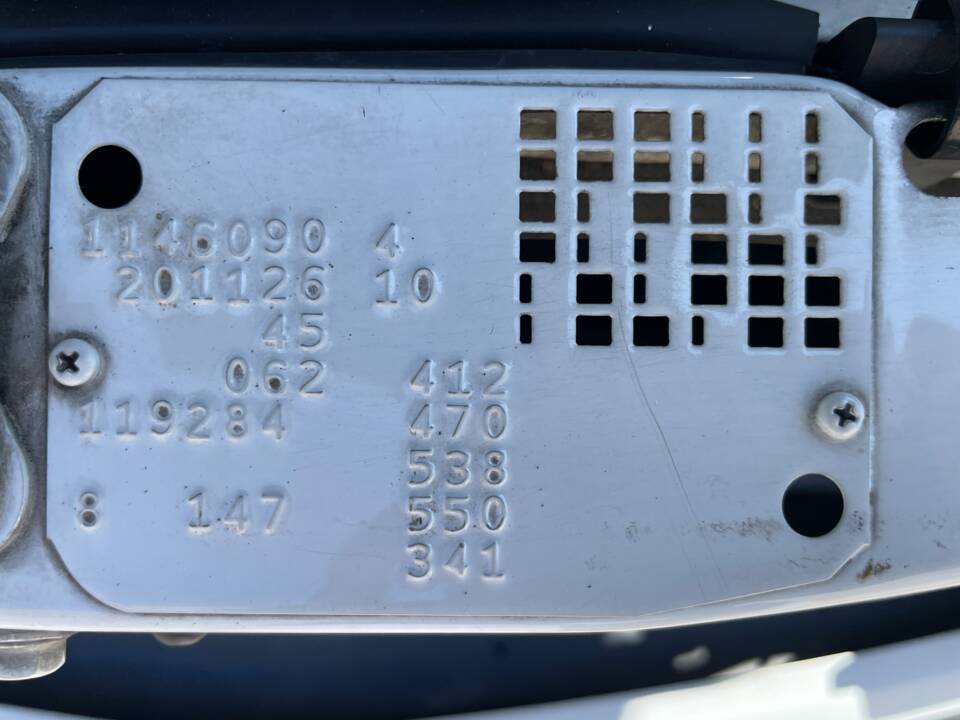 Image 39/57 of Mercedes-Benz 190 D 2.5 (1992)