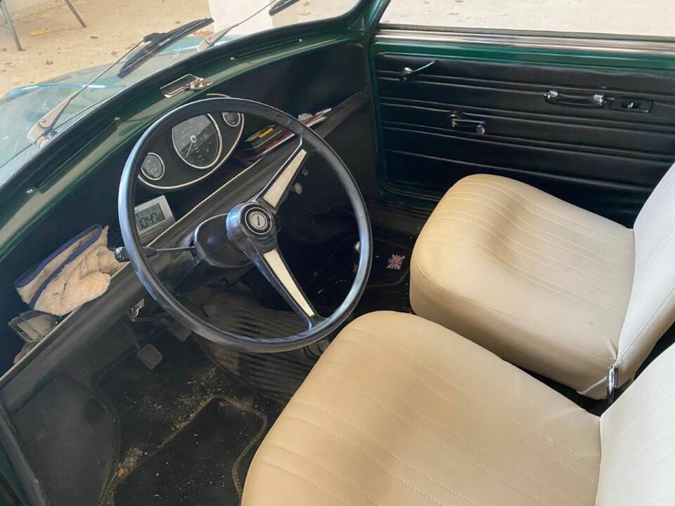 Image 2/8 de Leyland Authi Mini 850 (1973)