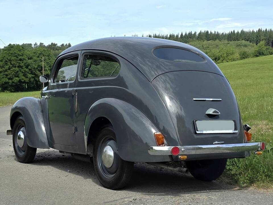 Image 6/8 of Ford Taunus (1950)
