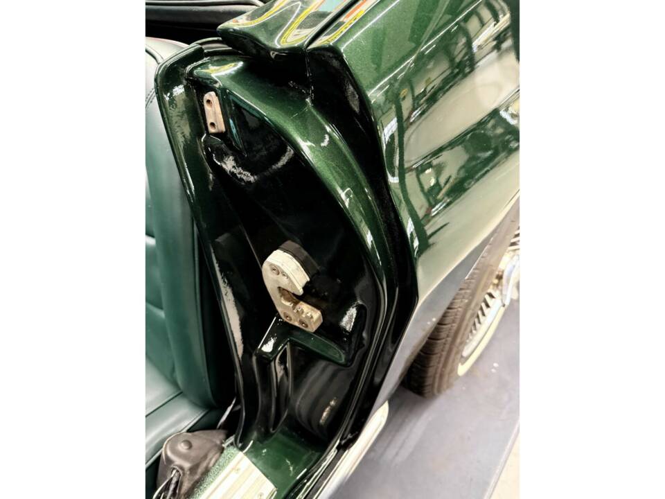 Obraz 33/50 pojazdu Chevrolet Corvette Sting Ray Convertible (1965)