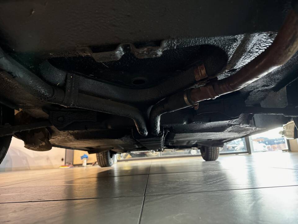 Image 26/28 of FIAT X 1&#x2F;9 (1990)