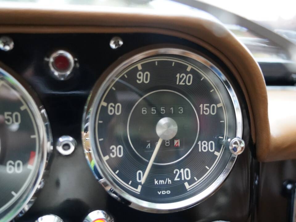 Image 5/12 de Mercedes-Benz 190 SL (1959)