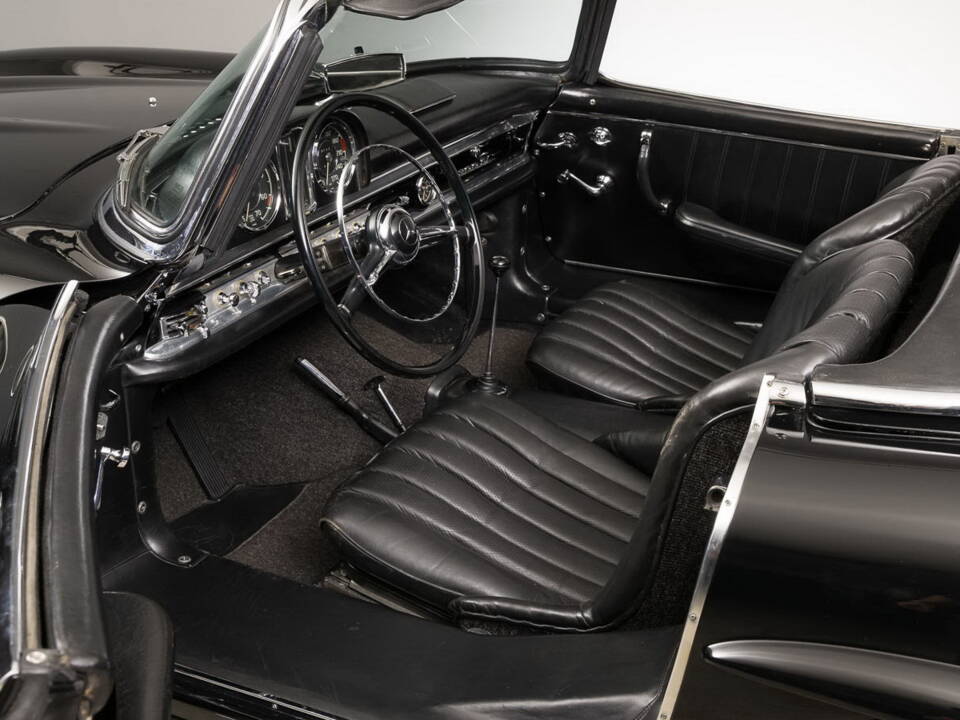 Bild 16/30 von Mercedes-Benz 300 SL Roadster (1962)