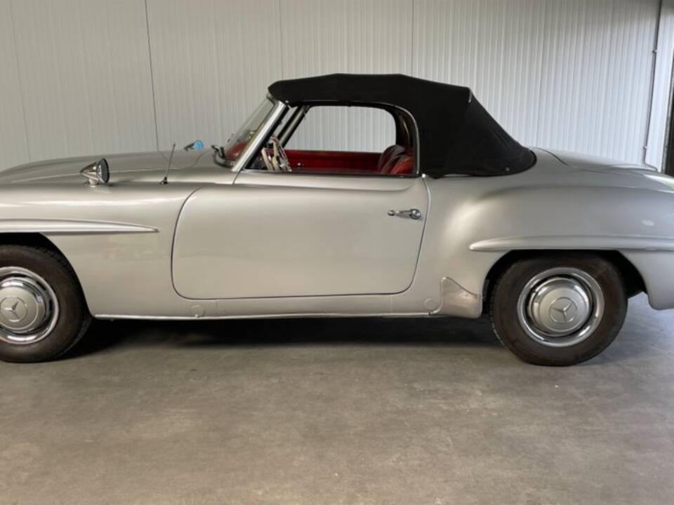 Imagen 60/92 de Mercedes-Benz 190 SL (1960)