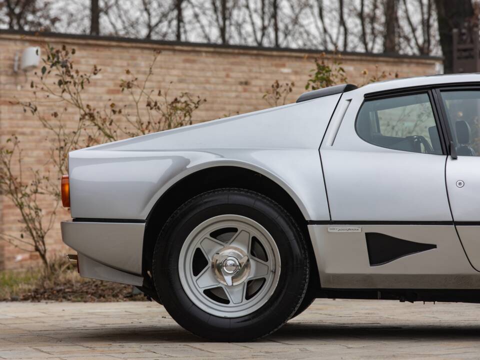 Image 25/50 de Ferrari 512 BBi (1982)