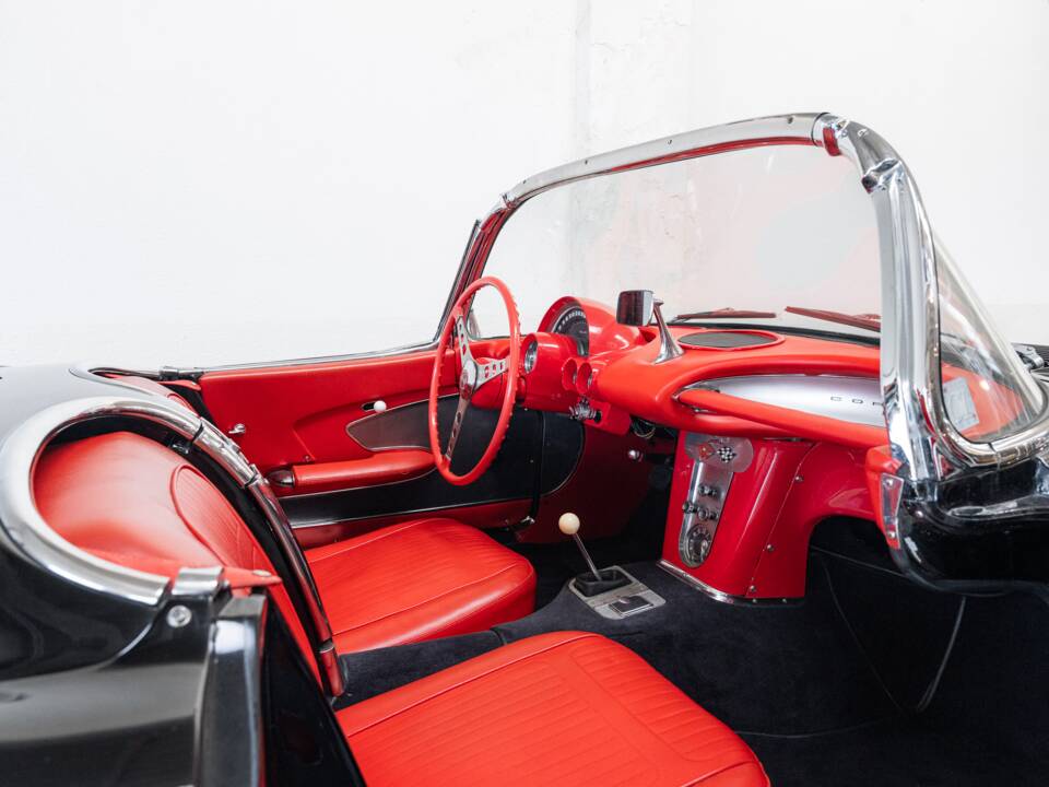 Immagine 19/32 di Chevrolet Corvette (1959)