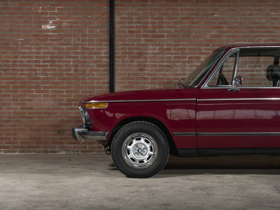 Image 12/91 of BMW 1802 (1973)