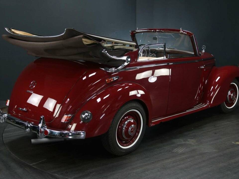 Bild 2/50 von Mercedes-Benz 220 Cabriolet A (1952)