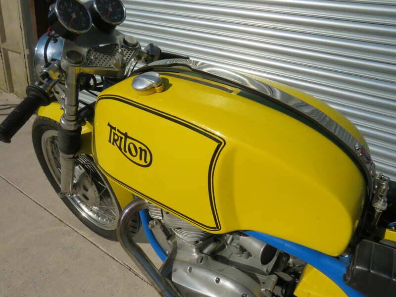 Image 14/45 of Norton Triton 650 (1961)
