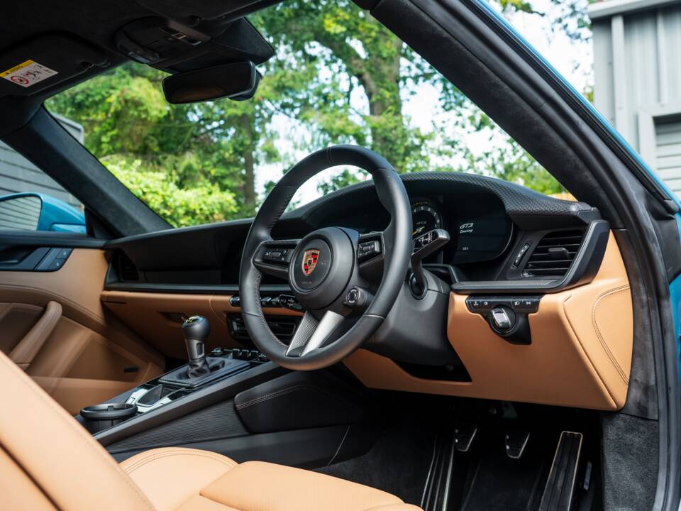 Afbeelding 49/62 van Porsche 911 GT3 Touring (2023)