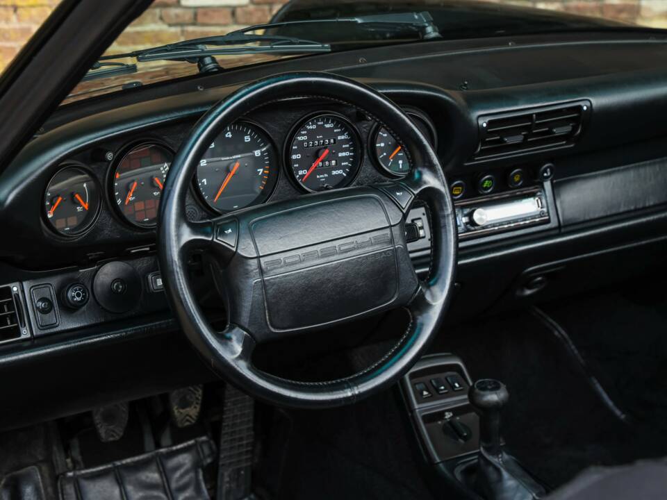 Image 3/50 de Porsche 911 Carrera 2 (1991)