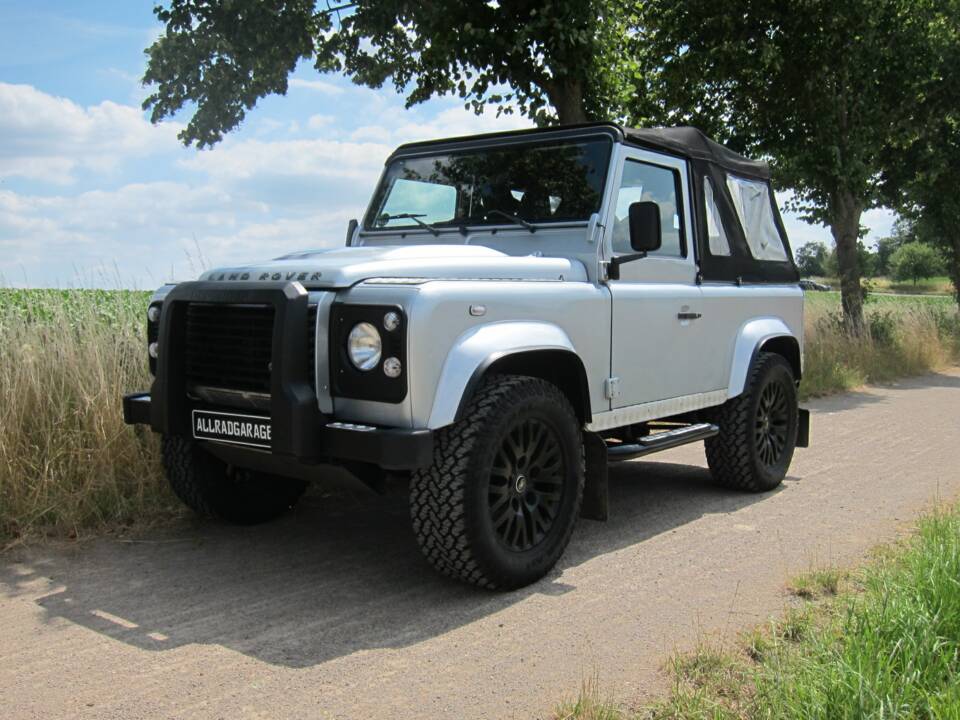 Imagen 22/27 de Land Rover Defender 90 (2008)