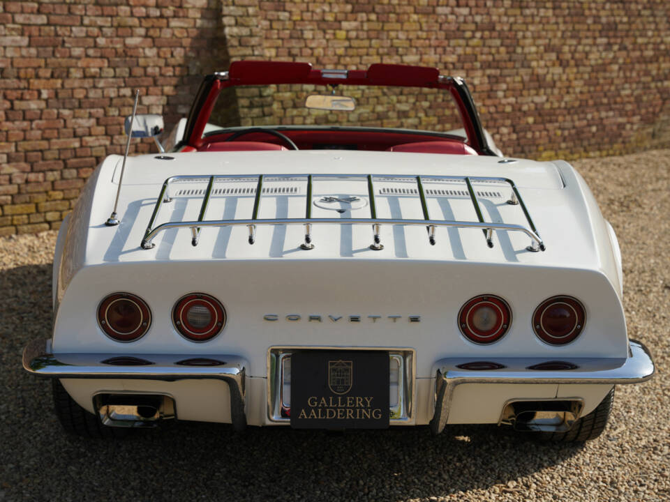 Image 21/50 of Chevrolet Corvette Stingray (1971)