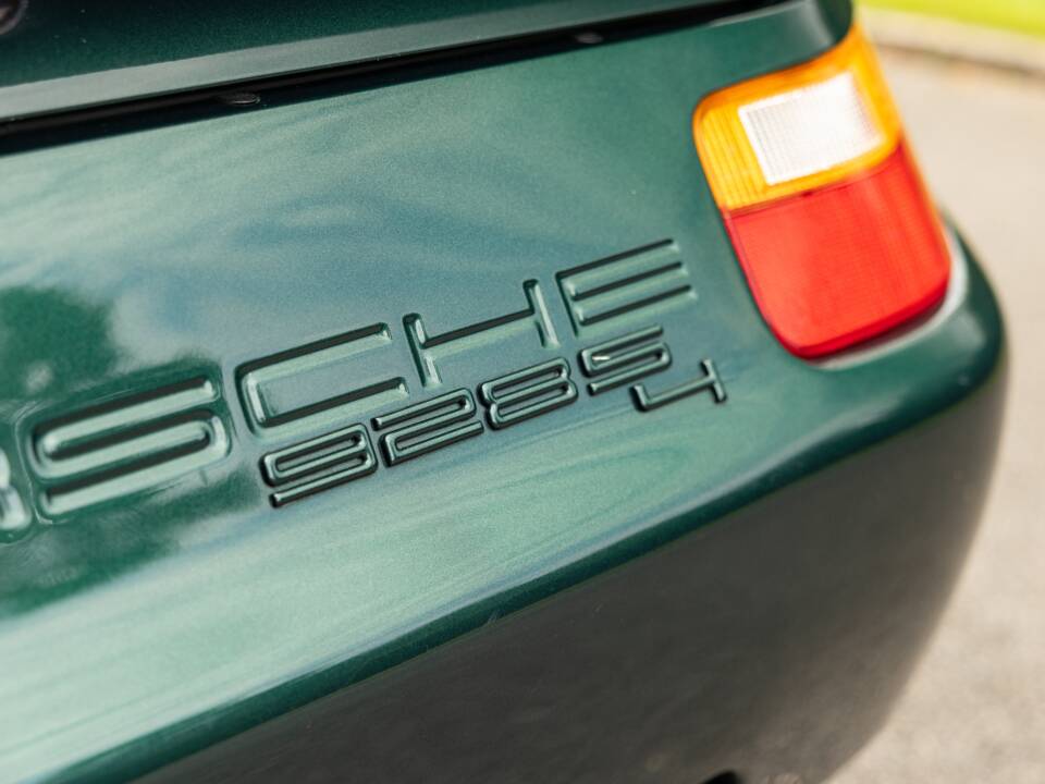 Bild 69/69 von Porsche 928 S4 (1989)