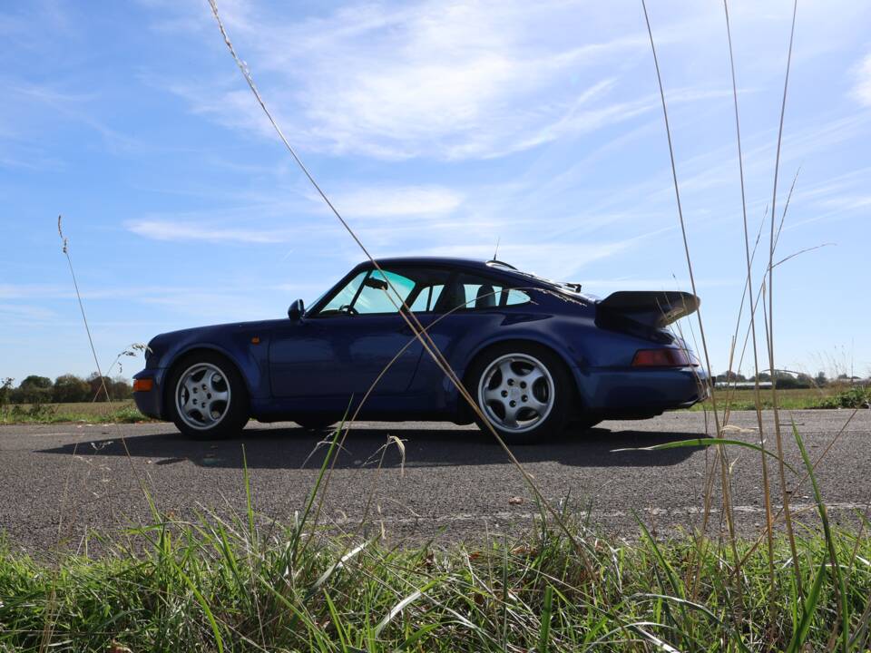 Bild 26/39 von Porsche 911 Turbo 3.3 (1991)