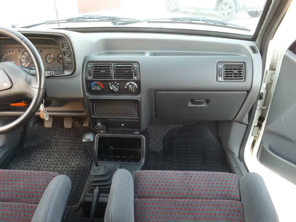 Bild 28/50 von Ford Escort turbo RS (1987)