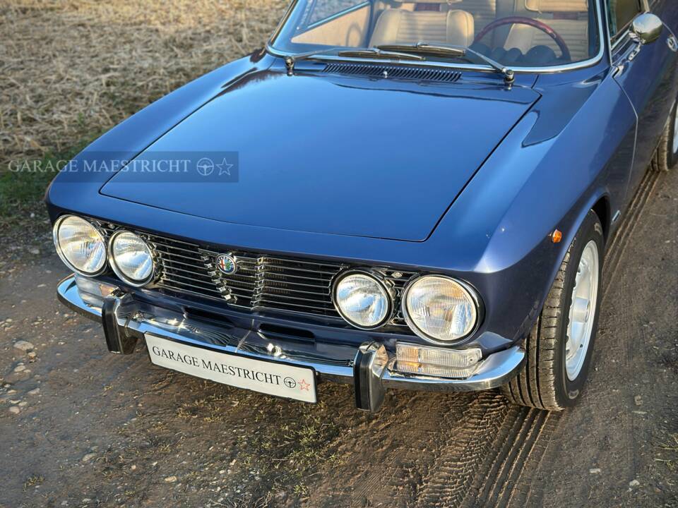Afbeelding 16/99 van Alfa Romeo 2000 GT Veloce (1973)