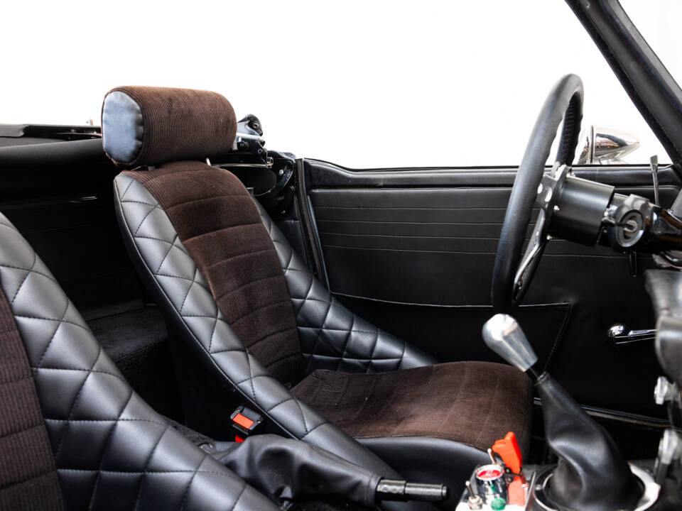 Imagen 15/28 de Triumph TR 6 (1975)