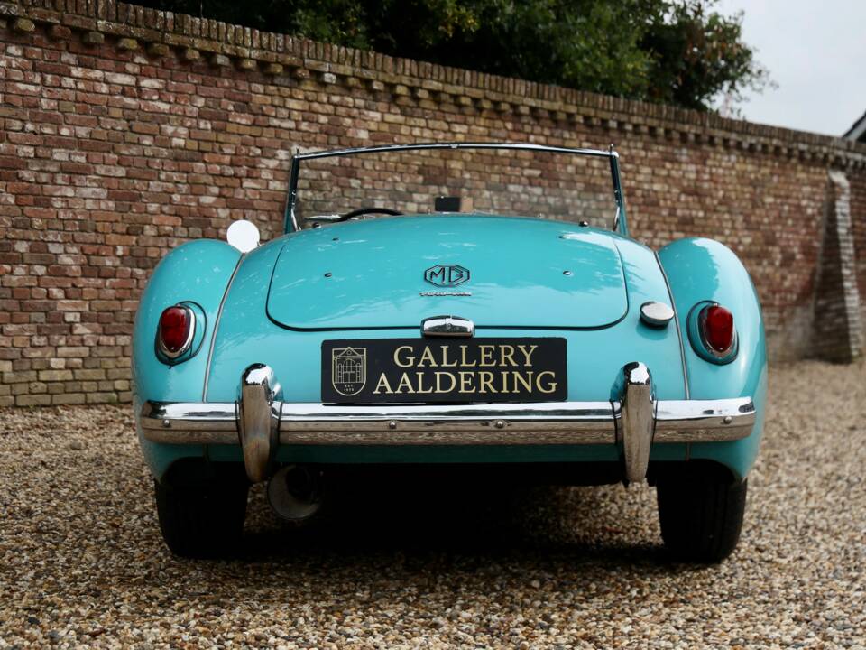 Bild 6/50 von MG MGA Twin Cam (1959)
