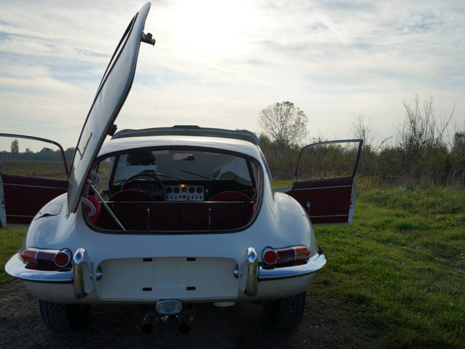 Bild 28/31 von Jaguar E-Type 3.8 (1962)