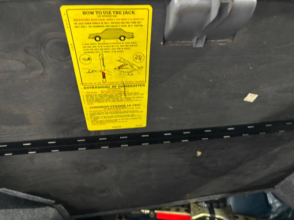 Image 28/32 of Volvo 960 3.0i (1992)