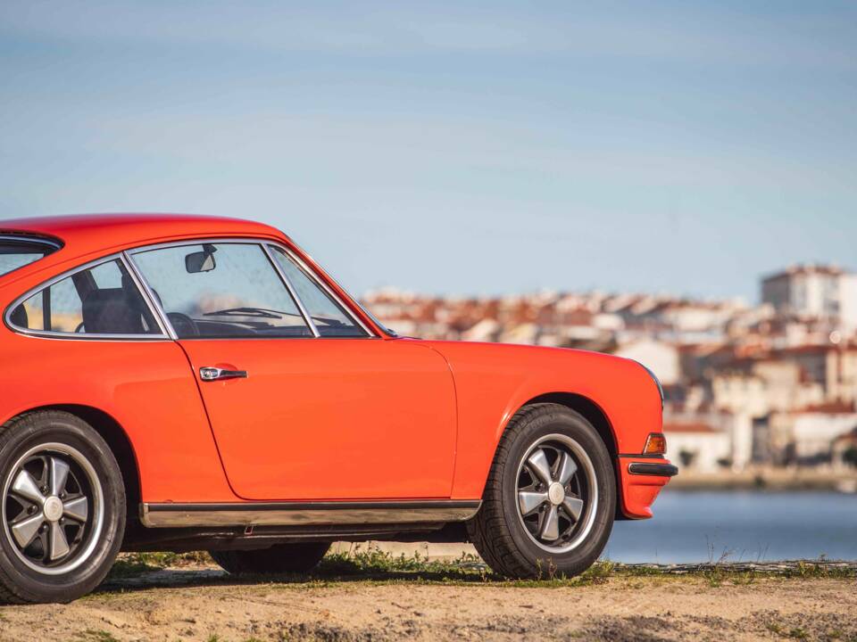 Immagine 24/73 di Porsche 911 2.0 T (1969)