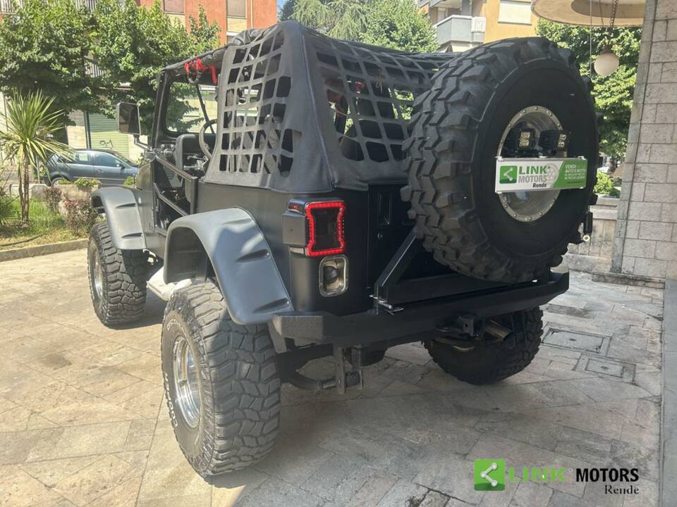 Image 4/10 of Jeep Wrangler Sport 2.5 (1996)
