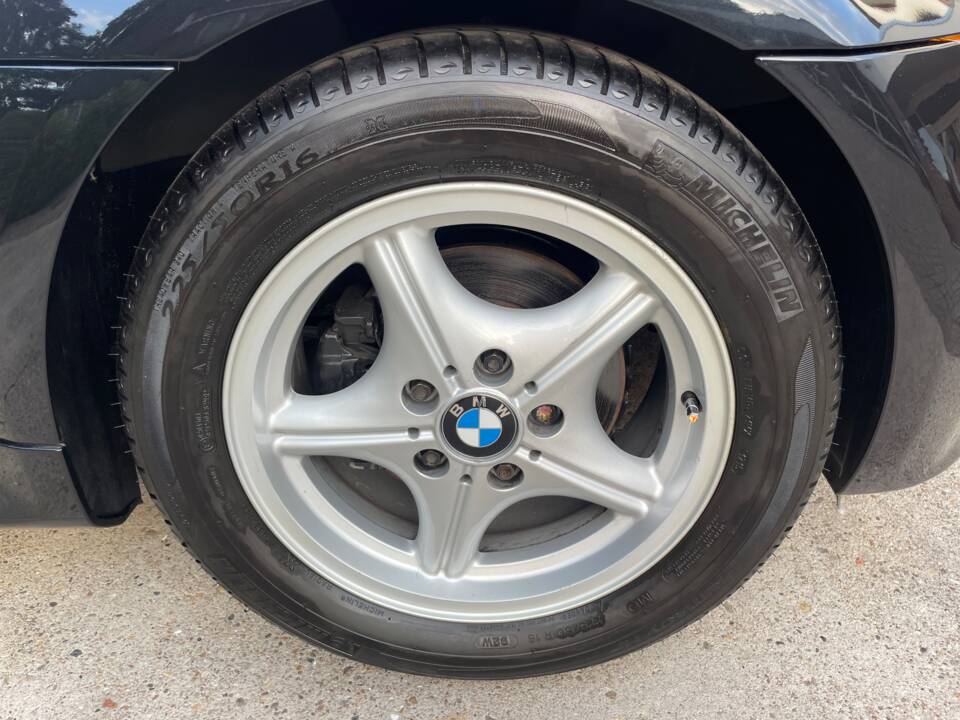 Image 20/24 of BMW Z3 1.9 (1997)