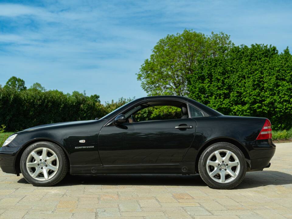 Image 5/50 of Mercedes-Benz SLK 200 Kompressor (1998)