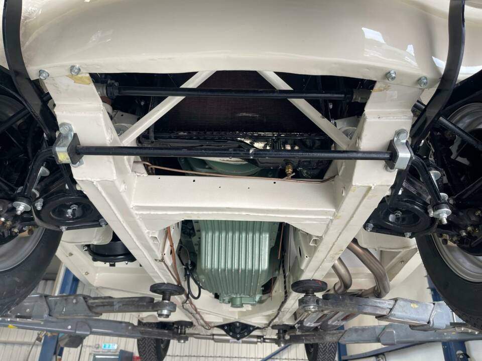 Immagine 25/25 di Austin-Healey 3000 Mk III (BJ8) (1964)